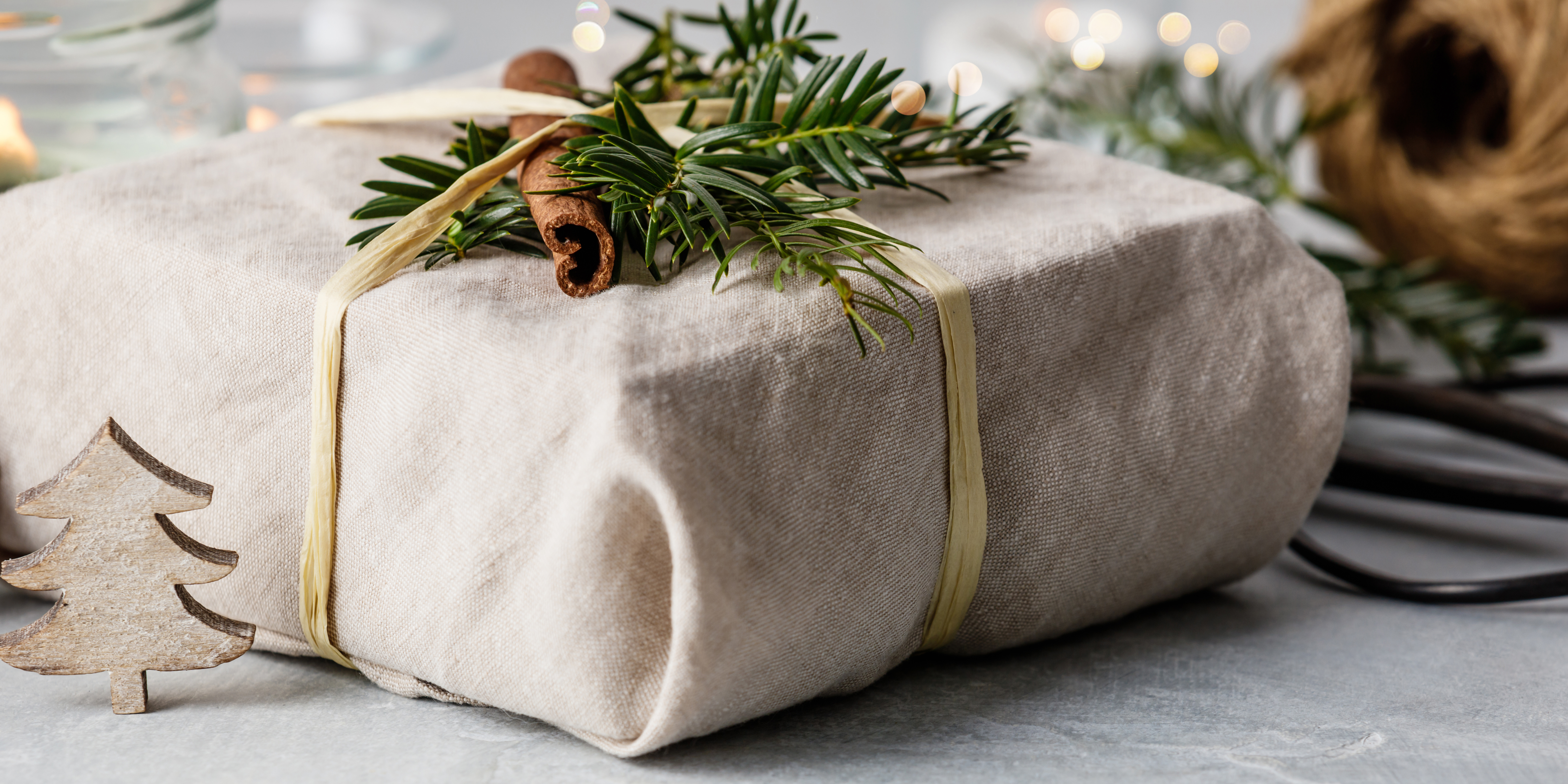 gift wrap sustainably this christmas