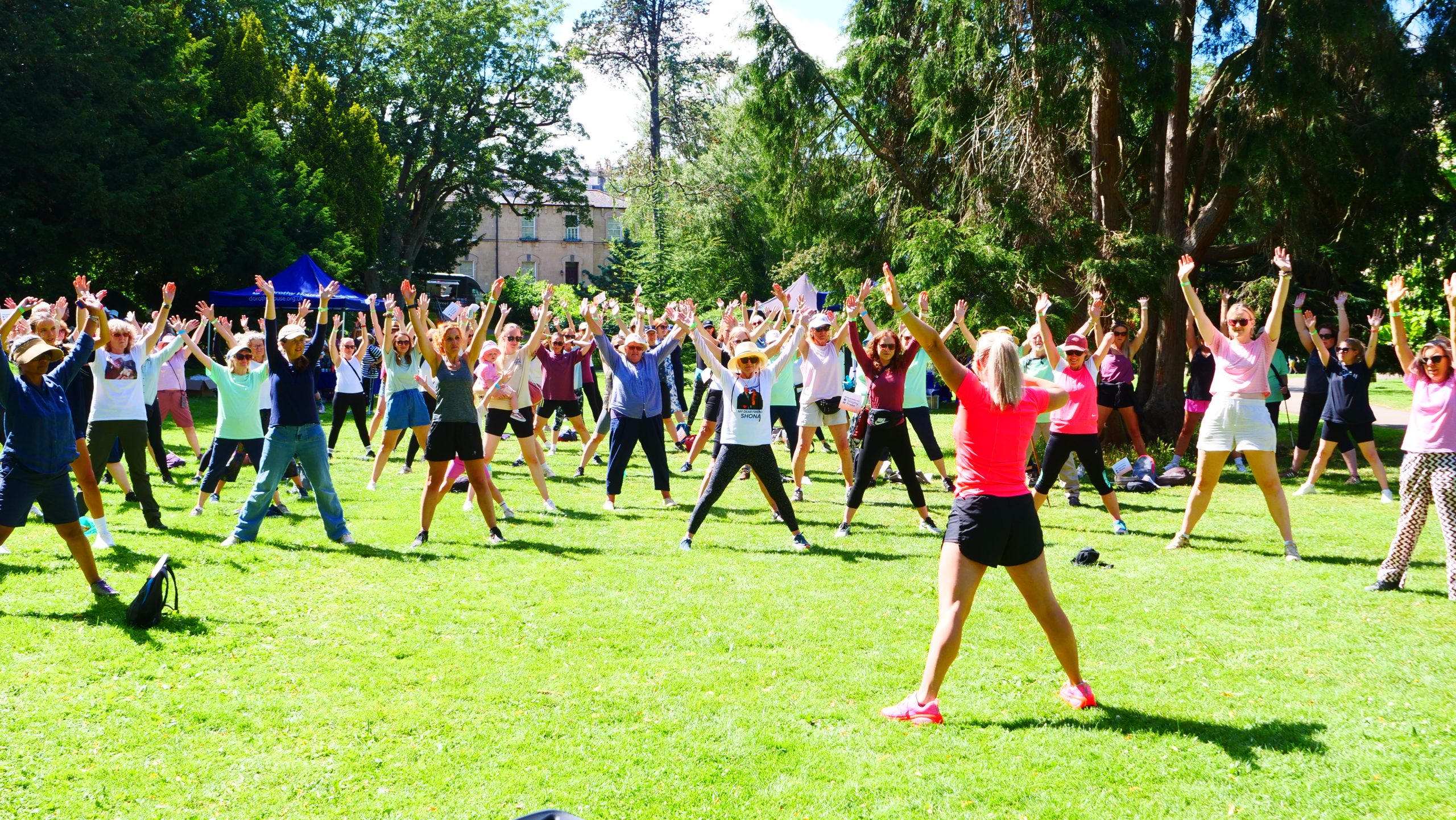 Women's Walk warmup